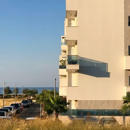 Di Casa Apartment *